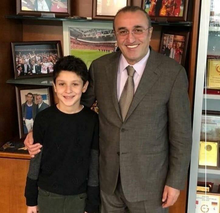 Abdurrahim Albayrak und sein Enkel Batuhan Bostancı 