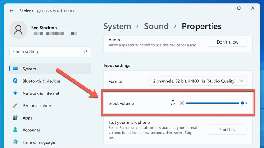 Konfigurieren der Mikrofon-Lautstärkeeinstellungen unter Windows 11