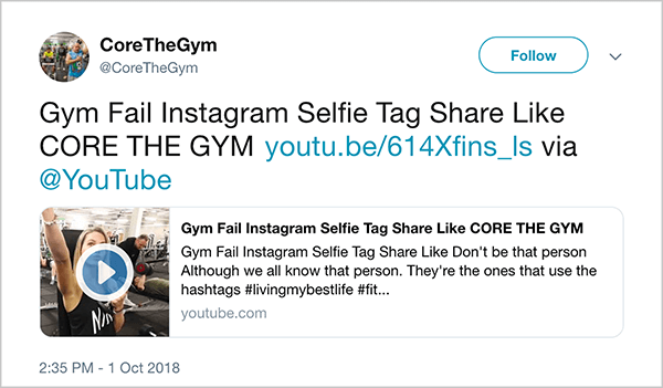 Dies ist ein Screenshot eines Tweets von @CoreTheGym. Der Tweet sagt "Gym Fail INstagram Selfie Tag Teilen wie CORE THE GYM" und verlinkt auf ein YouTube-Video. Die Videobeschreibung lautet "Sei nicht wie diese Person. Obwohl wir alle diese Person kennen. Sie verwenden die Hashtags #livingmybestlife. Der Link für das Video lautet youtu.be/614Xfins_ls.