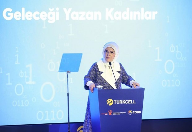 Auszeichnungen von Frauen, die die Zukunft schreiben von First Lady Erdoğan