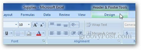 Hinzufügen von Kopf- und Fußzeilen in Microsoft Excel