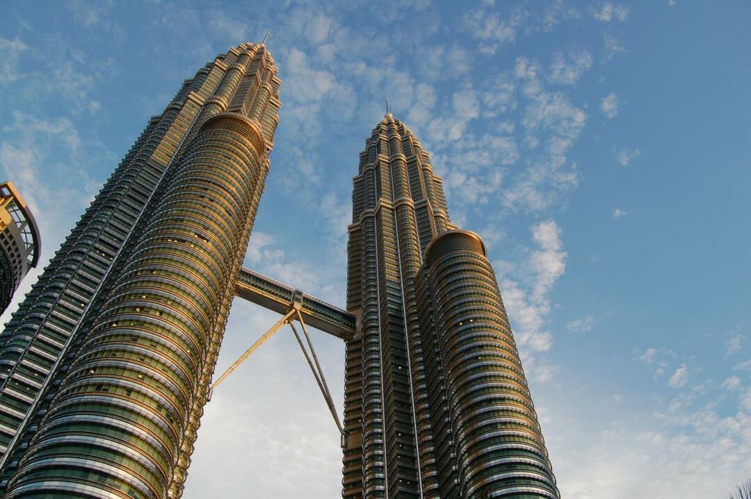  Szenen aus den Petronas Twin Towers