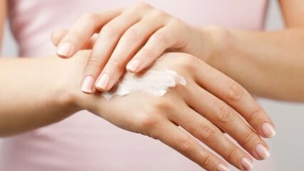 Natürliche Feuchtigkeitscreme zum Trocknen der Hände