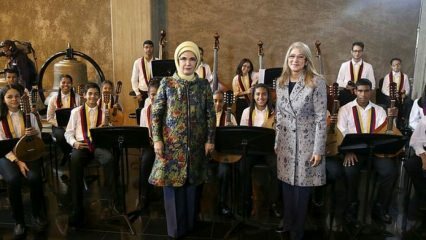 Spezielle Musikperformance für First Lady Erdoğan in Venezuela