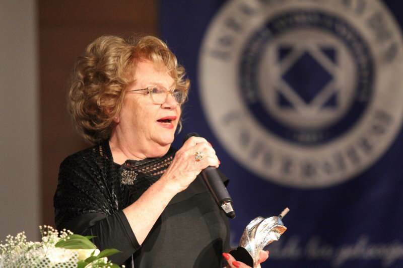 Nevra Serezli erhielt den 'Sakıp Sabancı Lifetime Achievement Award'