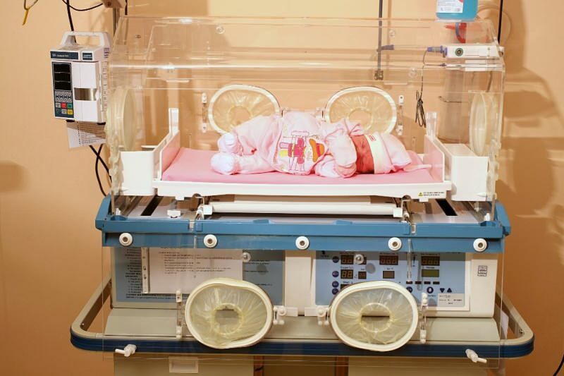 Wie viele Tage bleiben Babys im Inkubator? Inkubatorfunktionen
