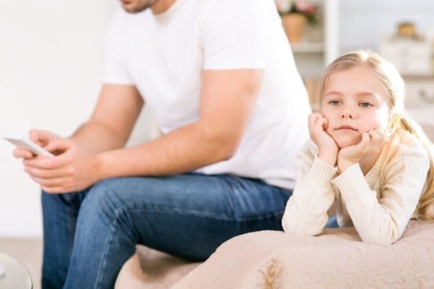 Was tun, wenn Ihr Kind nicht mit Ihnen sprechen möchte?