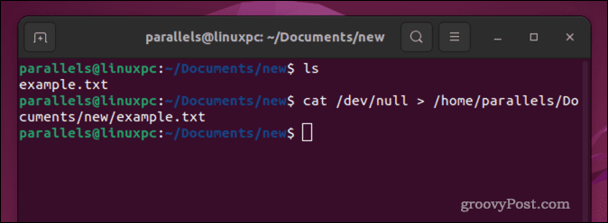 Leeren Sie eine Datei unter Linux mit dem cat-Befehl