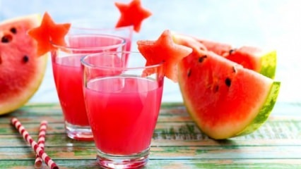 Wie macht man zu Hause Wassermelonensorbet? 