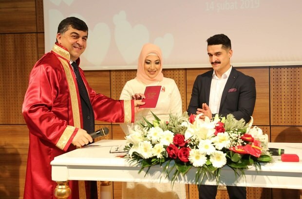 50 Paare sagten "Ja" zum Glück in Şehitkamil