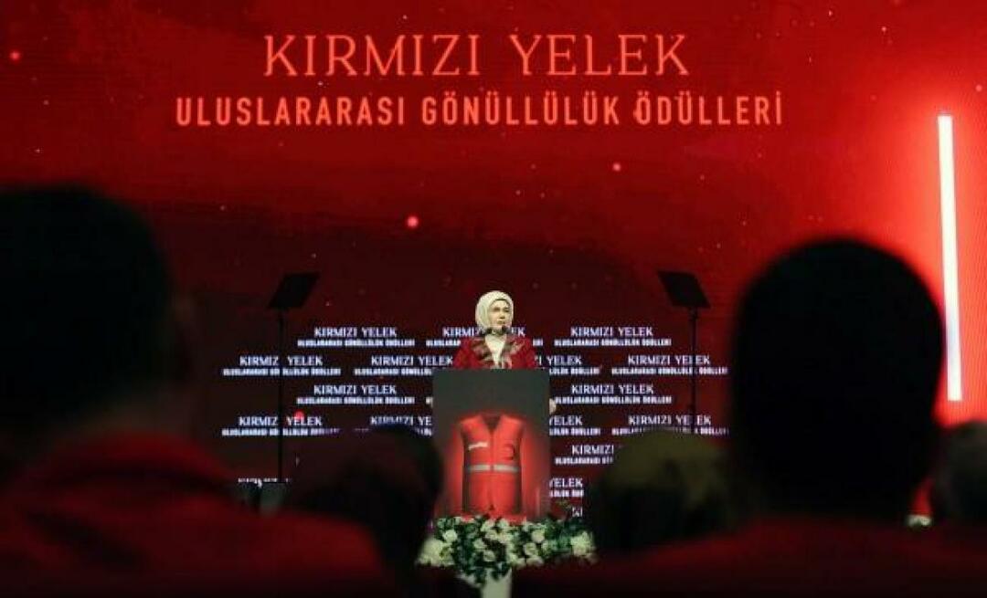 Emine Erdoğan erzählte von Kızılays „Red Vest International Volunteering Award Ceremony“