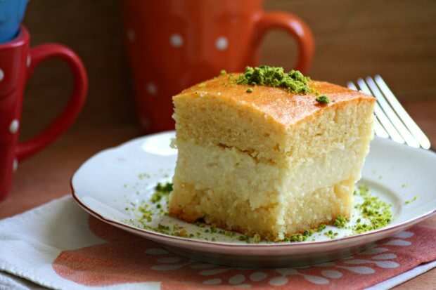 Wie macht man ein praktisches Mohn-Revani-Dessert?