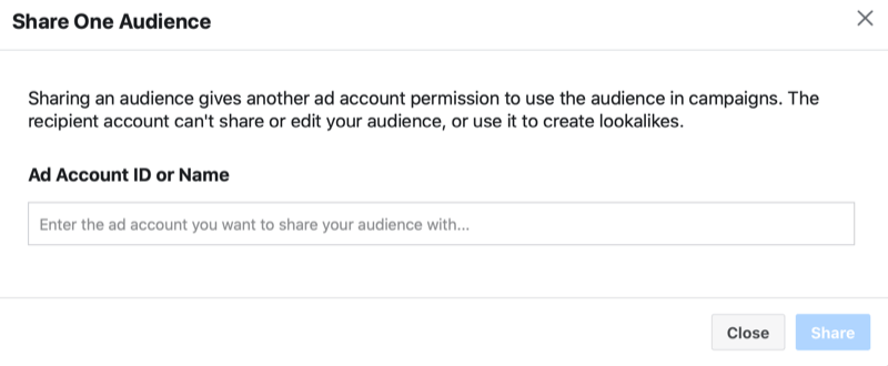 Facebook-Anzeigenmanager Freigeben einer benutzerdefinierten Zielgruppe> Freigeben eines Zielgruppenmenüs mit der Option, eine Anzeigenkonto-ID oder einen Anzeigennamen hinzuzufügen