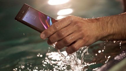 Was ist zu tun, wenn das Telefon ins Wasser fällt?