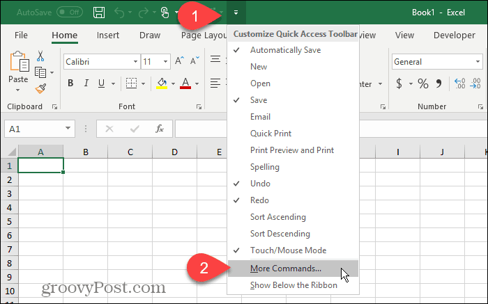 Wählen Sie in der Symbolleiste für den Schnellzugriff in Excel Weitere Befehle aus