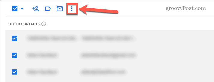 Google Mail-Symbol mit drei Punkten