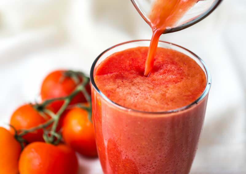 Ein Glas Tomatensaft beseitigt Entzündungen im Körper
