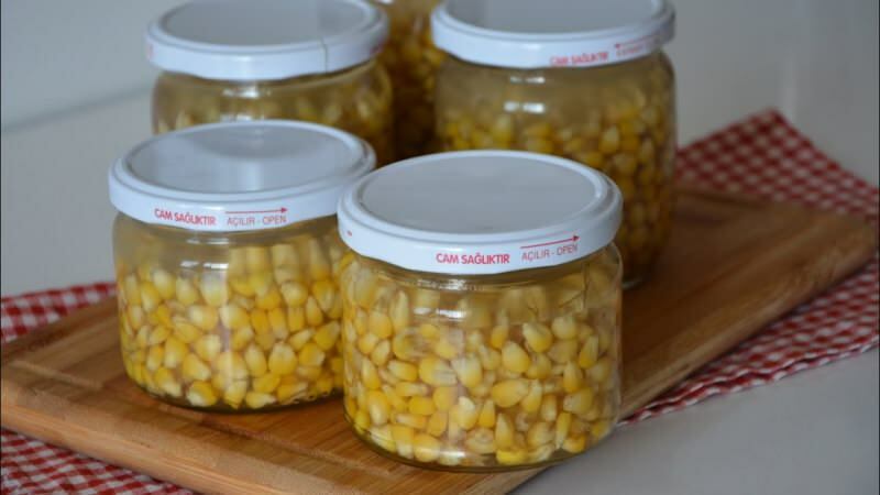 Wie kocht man gekochten Mais zu Hause? Das einfachste Rezept für Mais in Dosen