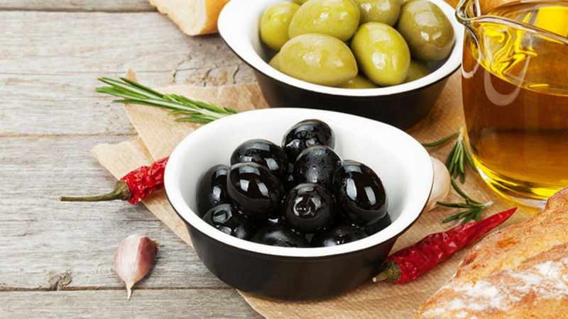 Wann sollten Babys mit Oliven versorgt werden?
