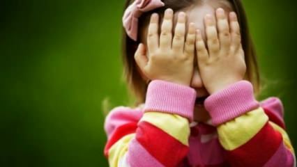 Wie behandelt man schüchterne Kinder?