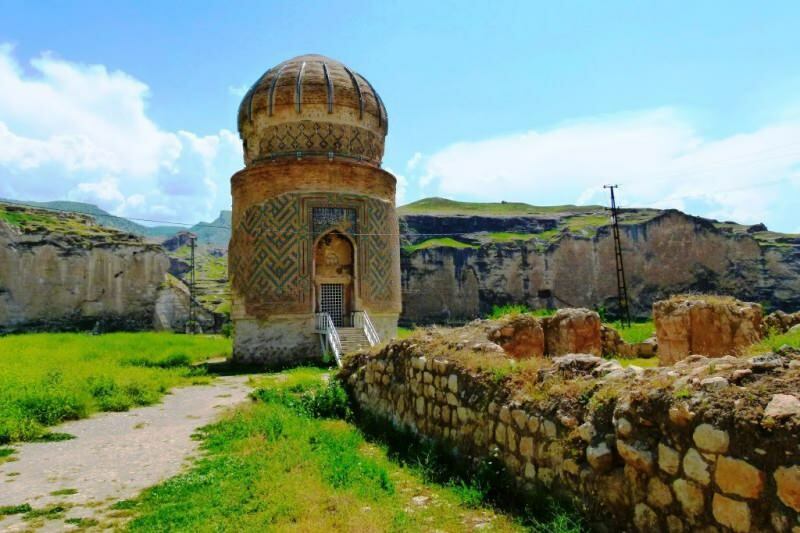 Sie müssen die Restaurierung historischer Gebäude in der Türkei abgeschlossen sehen