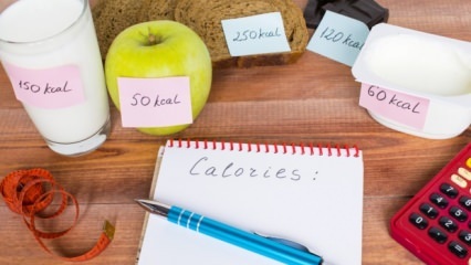 Wie berechnet sich der tägliche Kalorienbedarf?