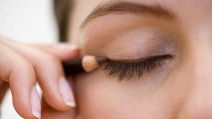 Wie Eyeliner auftragen? Eyeliner-Reittechniken
