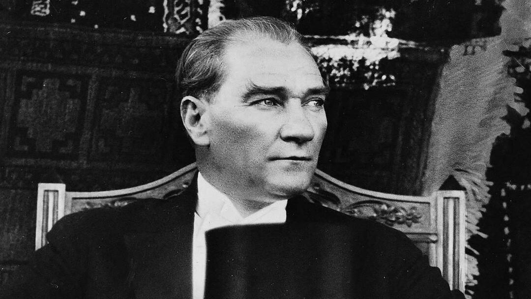 Mustafa Kemal Atatürk schwarze und weiße Quadrate