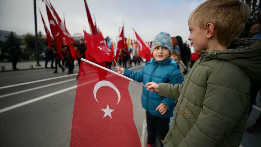 Wie man Kindern den Tag der Republik erklärt