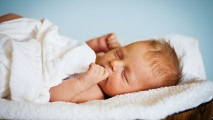 Was verursacht Muttermilchgelbsucht?