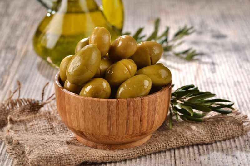 grüne Oliven sind sehr nützlich