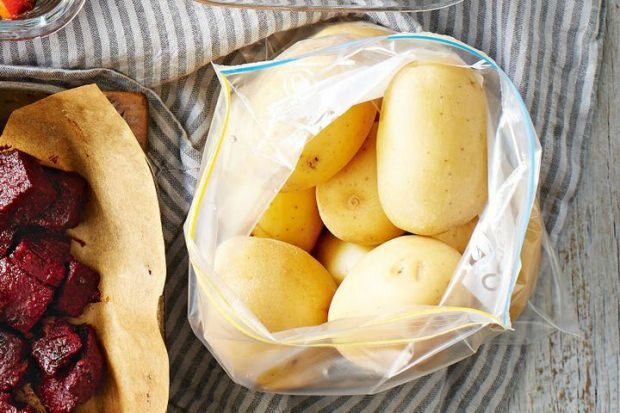 Wie macht man eine Kartoffeldiät? Beispieldiätliste! Joghurtdiät mit Salzkartoffeln