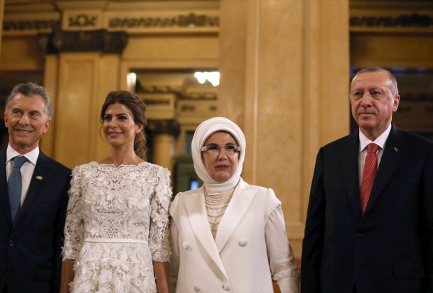 First Lady Erdoğan wurde auf dem G20-Gipfel in Argentinien begrüßt