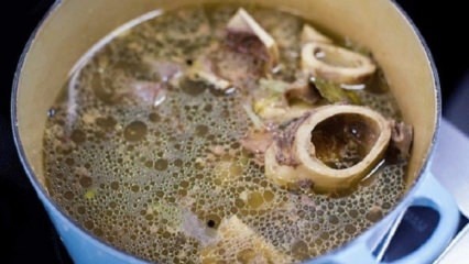 Das einfachste Rezept für eine Knochenbrühe-Suppe